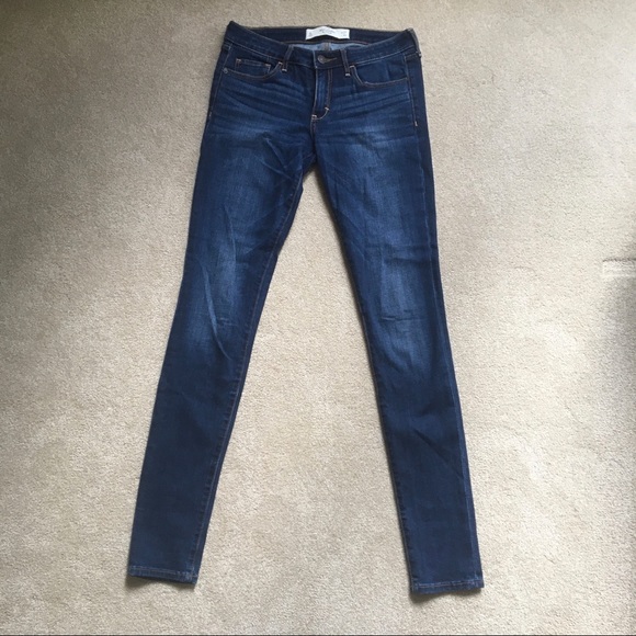 Abercrombie & Fitch Skinny Jeans - Picture 1 of 3